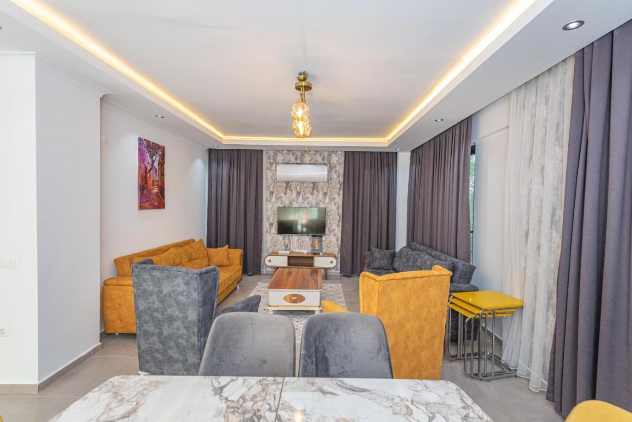 4 Bedroom Holiday Villa In Hisaroenue Oeluedeniz- Gold Rose Fethiye Exterior foto