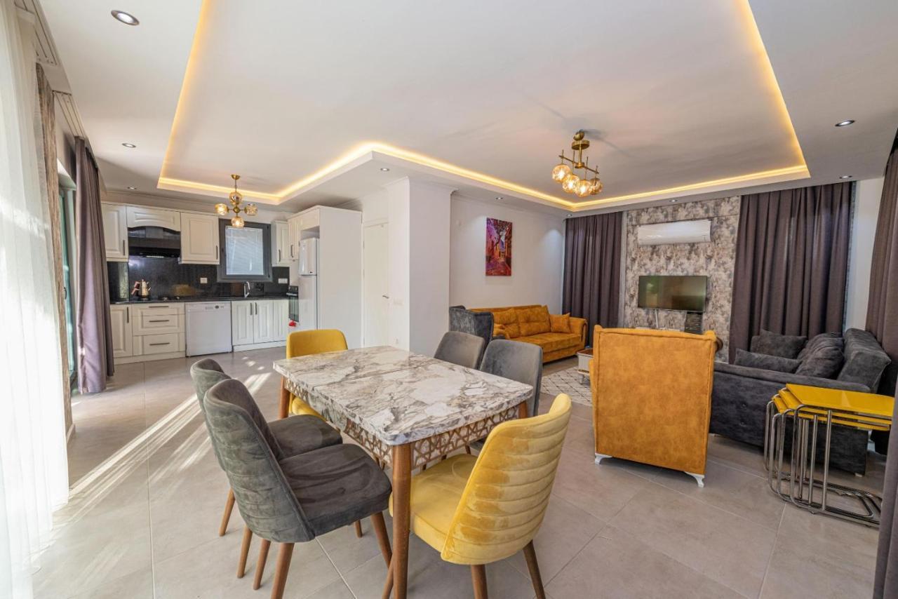 4 Bedroom Holiday Villa In Hisaroenue Oeluedeniz- Gold Rose Fethiye Exterior foto