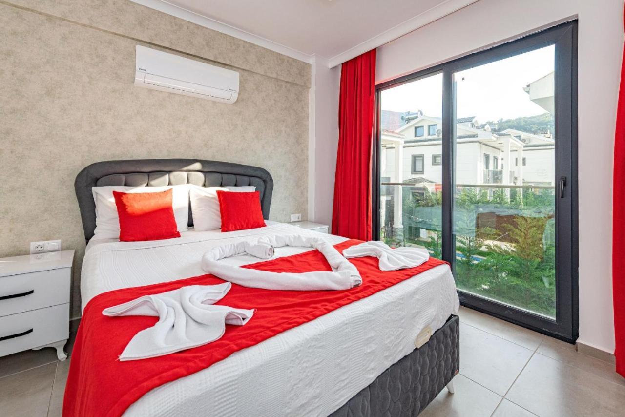 4 Bedroom Holiday Villa In Hisaroenue Oeluedeniz- Gold Rose Fethiye Exterior foto